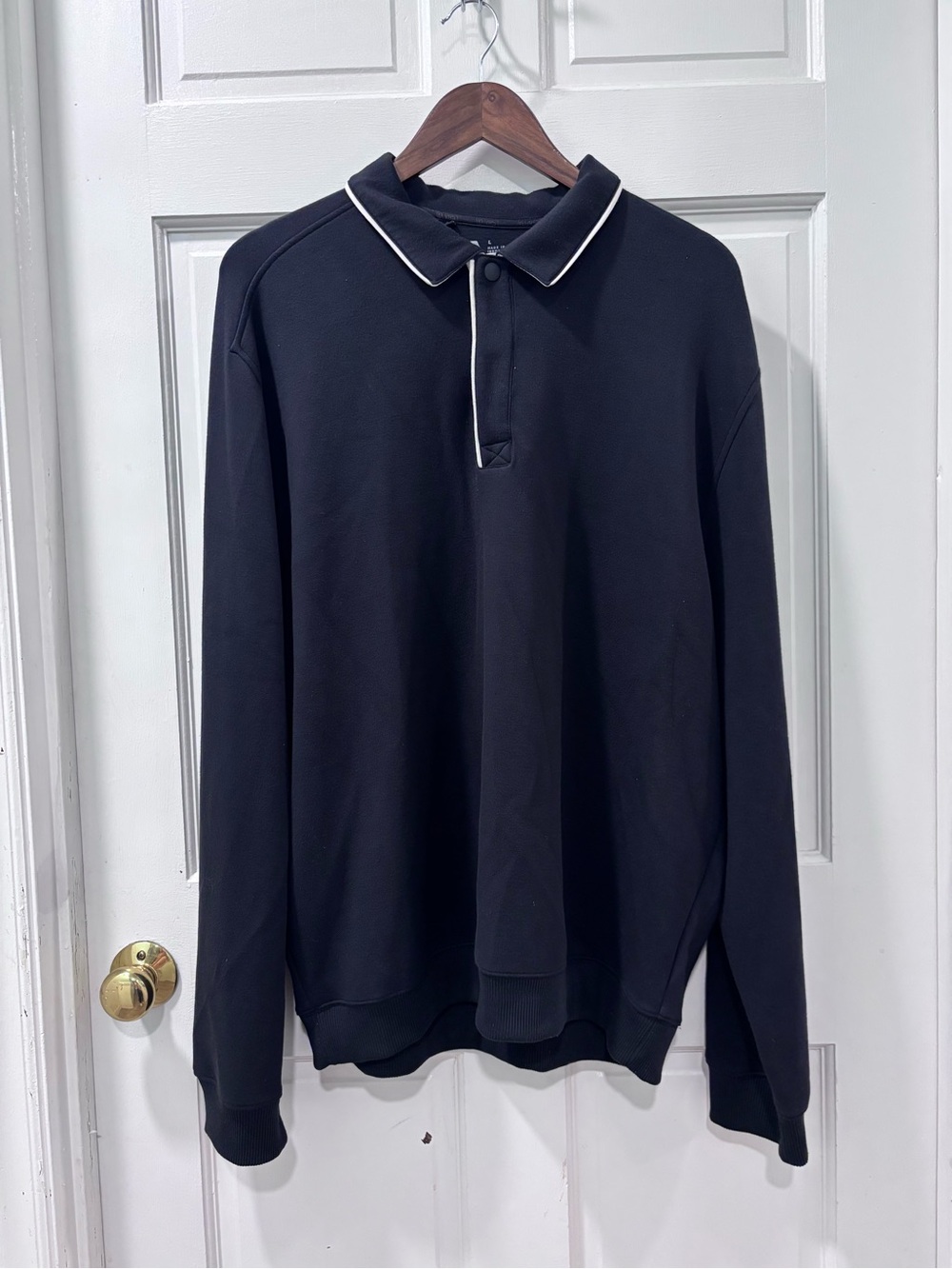 VRST Men’s Pinnacle Rugby Sweatshirt Size Large Black/White Athleisure EUC